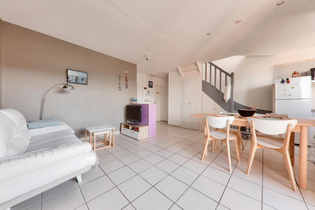 Appartement Pour 6 - 400 Plage Du Fogeo Arzon Extérieur photo